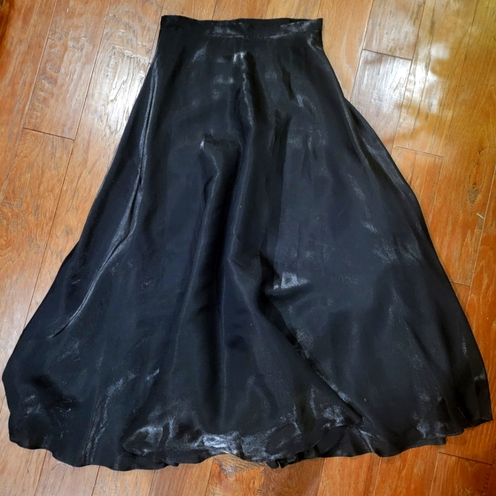 JS Collections size 12 Ball Skirt